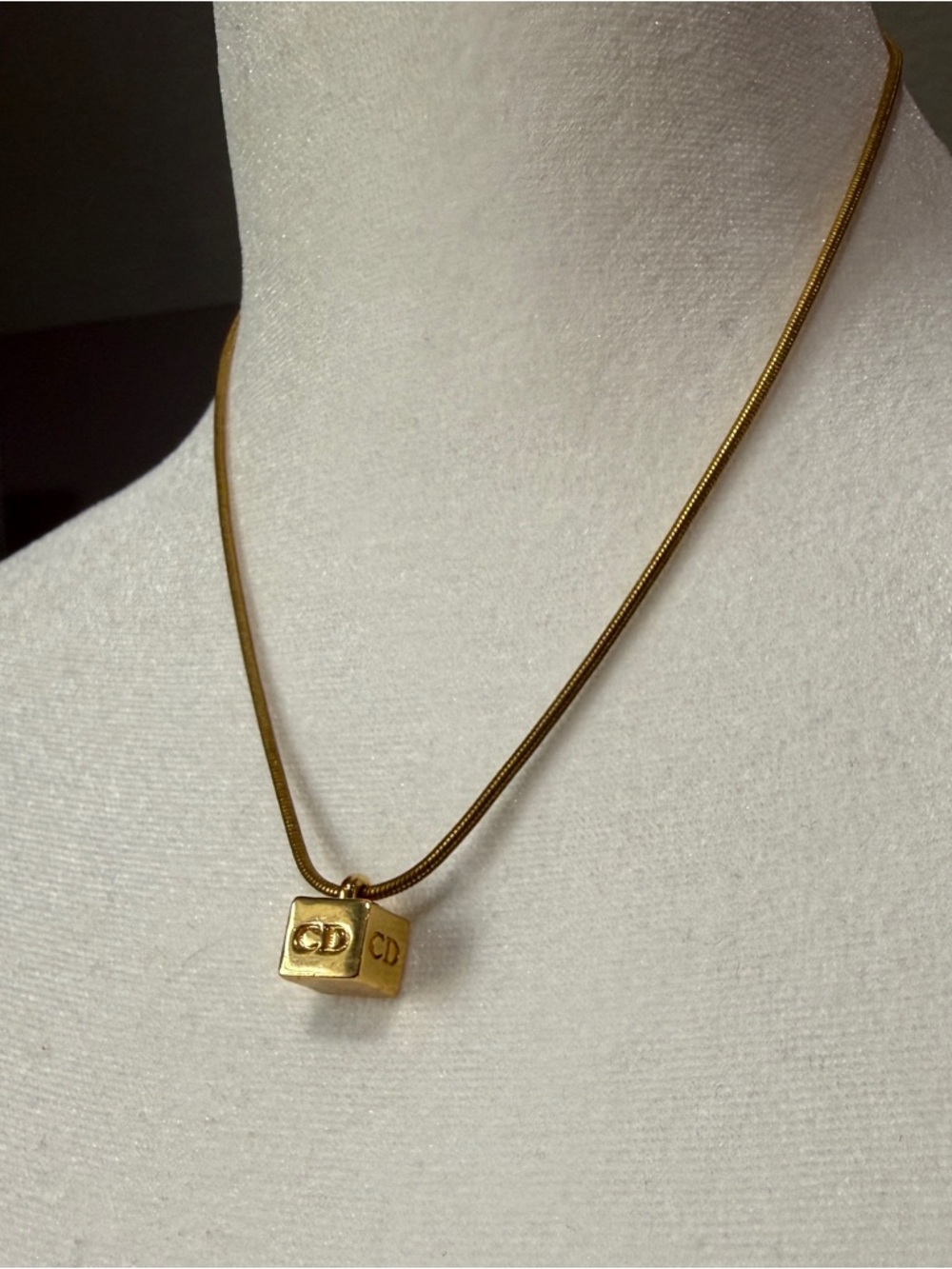 Vintage Christian Dior Cube Pendant with CD Logo, Gold Plated Necklace - Picture 3 of 7